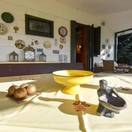 בית נופש Valentina *